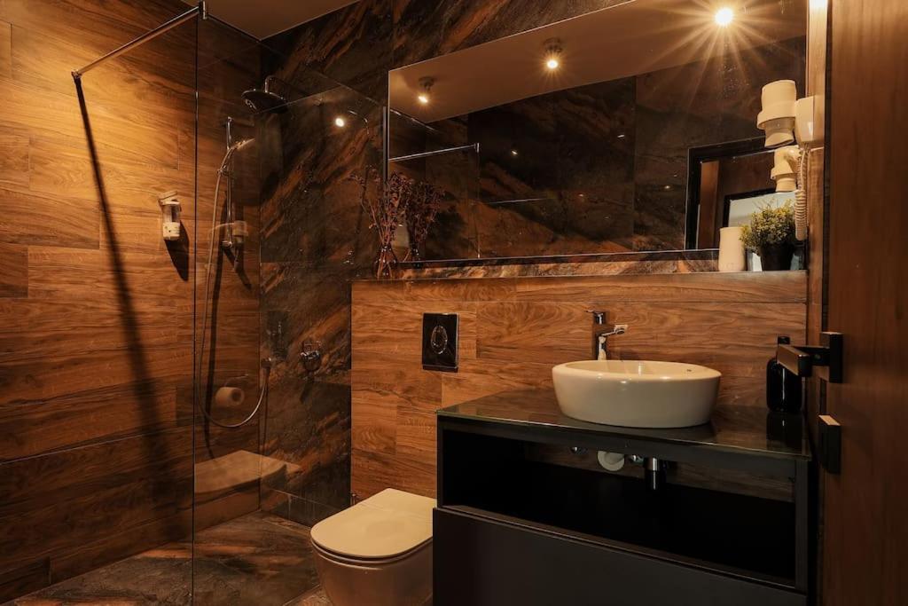 Nest Inn Magic Apartment Cluj-Napoca Luaran gambar