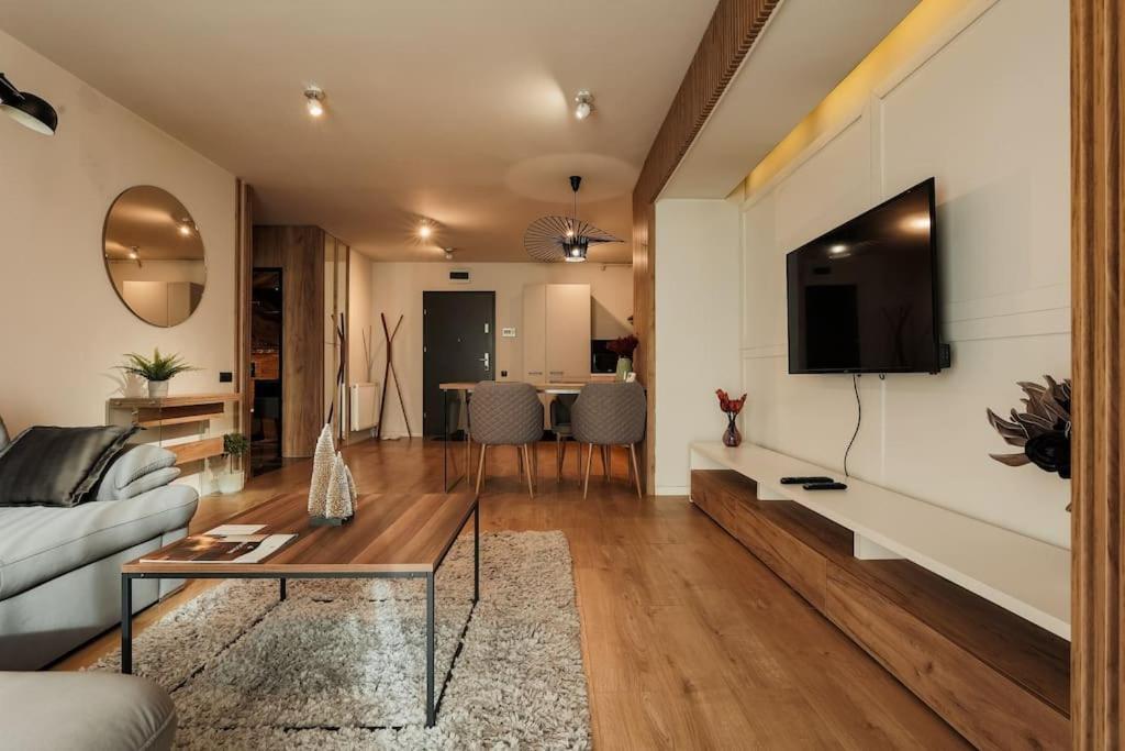 Nest Inn Magic Apartment Cluj-Napoca Luaran gambar