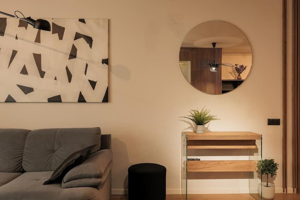 Nest Inn Magic Apartment Cluj-Napoca Luaran gambar